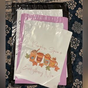 25 count assorted sizes & designs poly mailers.